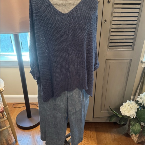 “BUNDLE”  Sky Blue Knit Top and Linen Pant set. - Picture 3 of 11